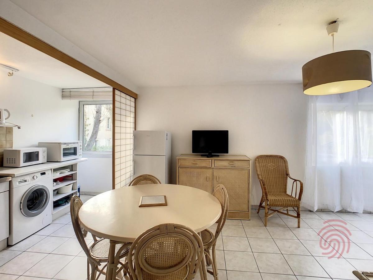 Appart F2 A Lamalou, Terrasse, Wifi, Animaux Acceptes, Proche Centre & Thermes - Fr-1-451-24 Exteriör bild