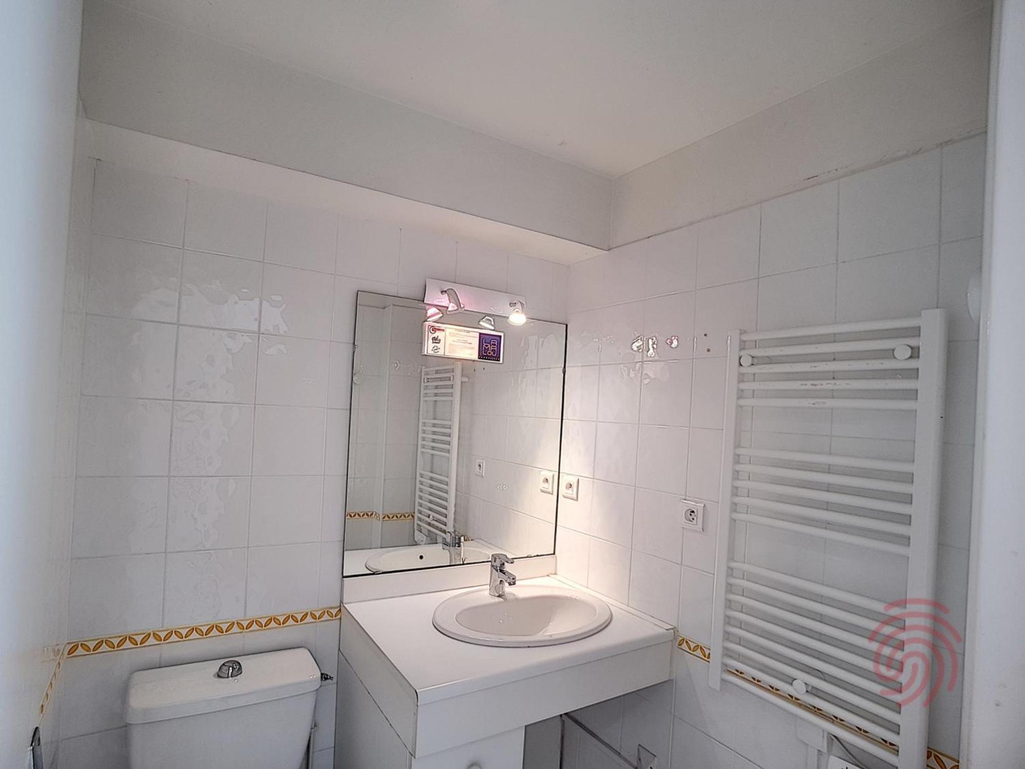 Appart F2 A Lamalou, Terrasse, Wifi, Animaux Acceptes, Proche Centre & Thermes - Fr-1-451-24 Exteriör bild